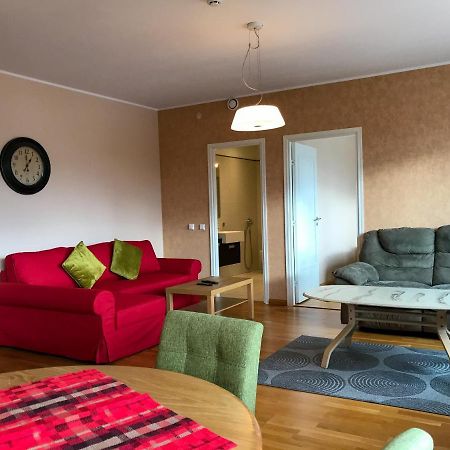 Large, Comfortable, Quiet - Luxury Apartment Minutes From Old Town 탈린 외부 사진