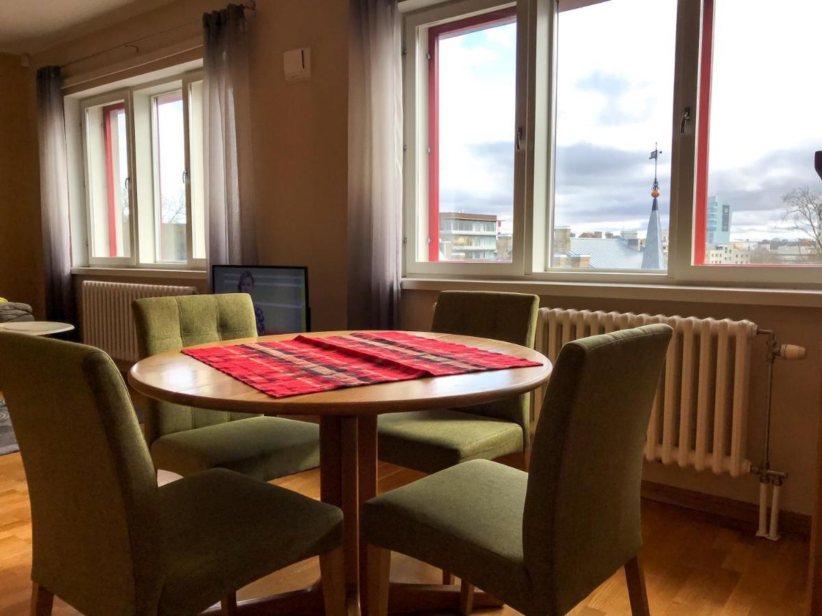 Large, Comfortable, Quiet - Luxury Apartment Minutes From Old Town 탈린 외부 사진